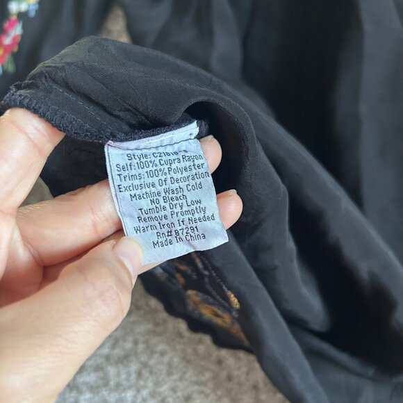 Johnny Was Womens Large Autumn Bloom Black Embroidered Floral Tunic Top - Picture 4 of 15